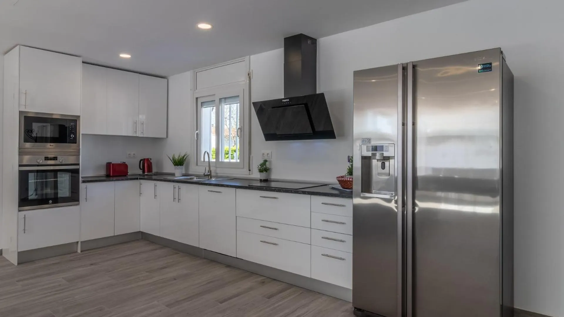 Goldhome - Casa 4 Habitaciones, Piscina Privada Climatizada Empuriabrava Ισπανία