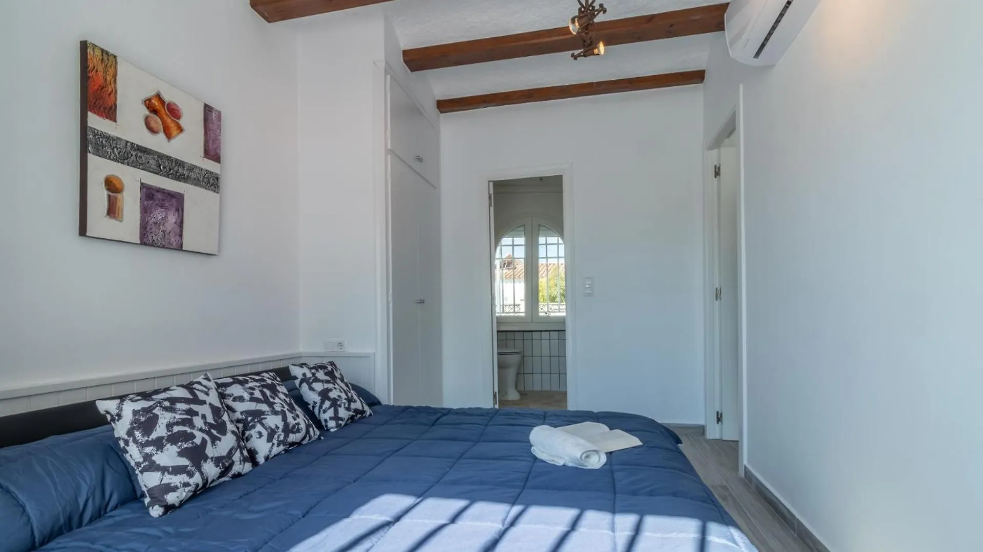 Holiday home Goldhome - Casa 4 Habitaciones, Piscina Privada Climatizada Empuriabrava