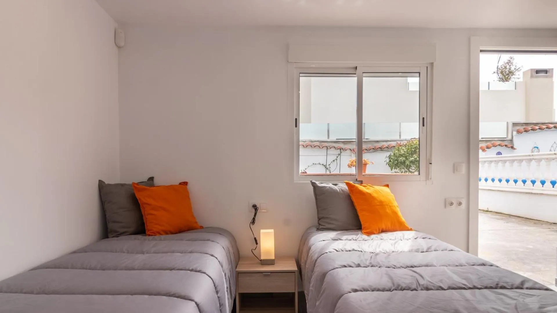 Holiday home Goldhome - Casa 4 Habitaciones, Piscina Privada Climatizada Empuriabrava Spain